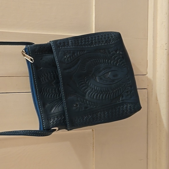 Green tooled leather crossbody mini bag - Picture 4 of 6